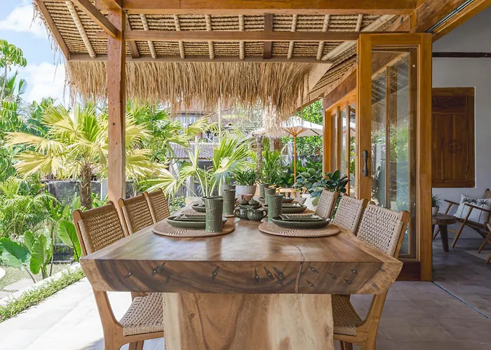 ゲストハウス Griya Melati, Authentic Joglo 2br Private Pool In